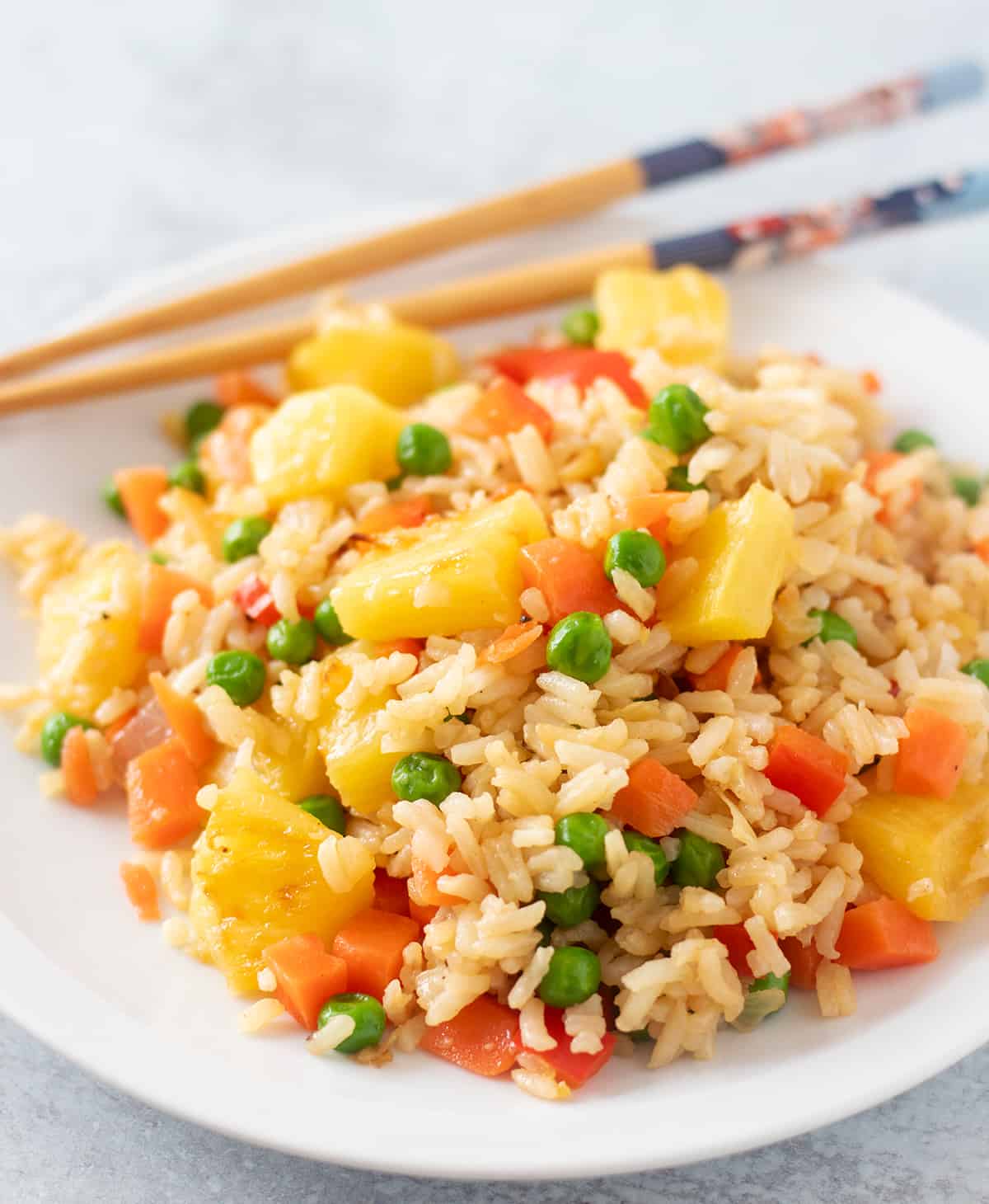 https://stephaniesain.com/wp-content/uploads/2021/03/pineapple-fried-rice12.jpg