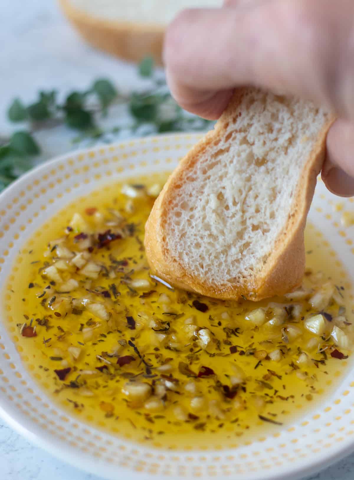 Roasted Garlic & Olive Oil Bread Dip - Must Love Garlic